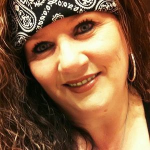 Meet your Posher, Cheri