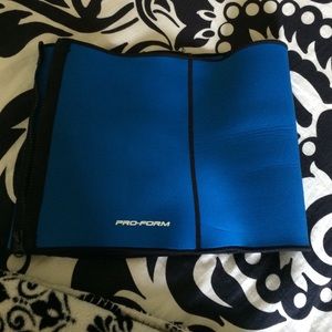 Pro form athletic waist trainer