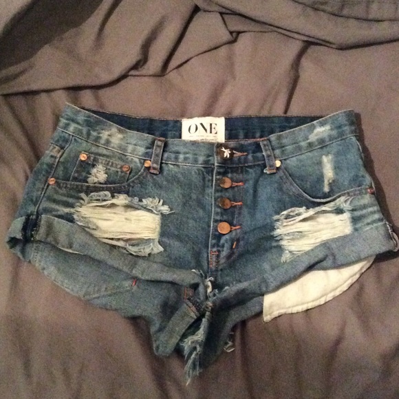 One teaspoon jean shorts size 25