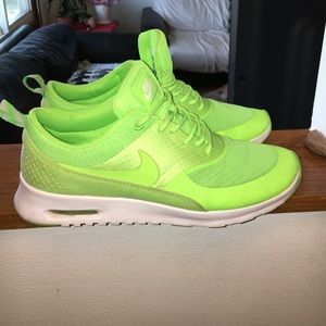 Nike air max Thea lime green!🍀💚