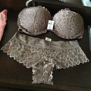 PINK bra and panty set
