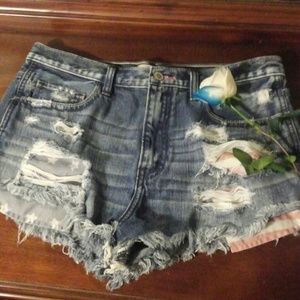 ⭐Final Price ⭐⭐Hollister high waisted shorts⭐