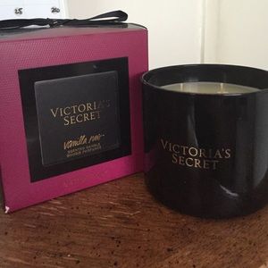 Victoria's Secret candle