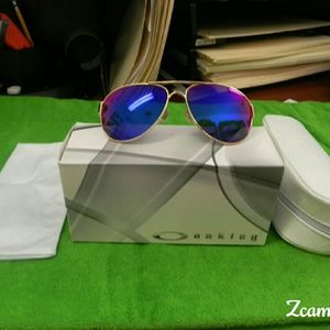 Oakley women sunglasses