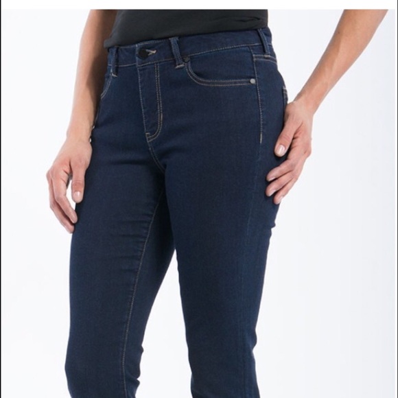 ✨Isabelle Skinny Boot✨ - Picture 4 of 4