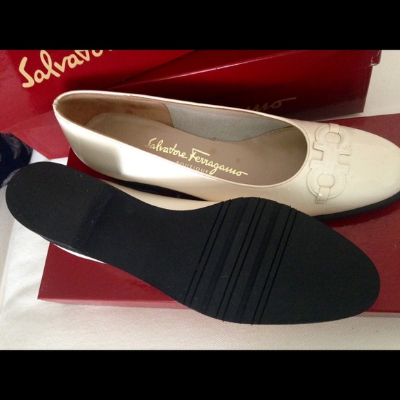 Ferragamo Shoes - Ferragamo Shoes Ferragamo Shoes - Ferragamo Shoes