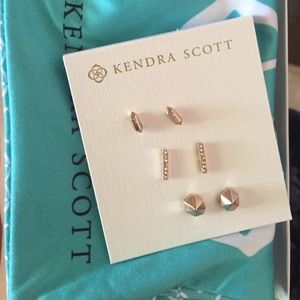 New Kendra Scott earrings.
