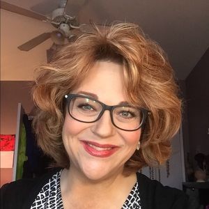 Meet your Posher, Sherry