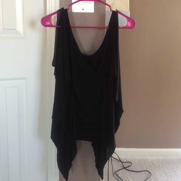 BCBG Black winged sleeveless blouse