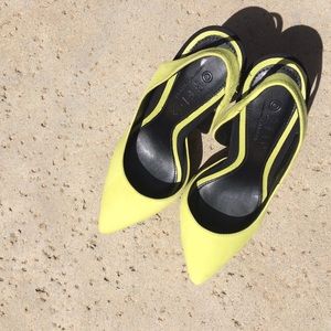 Spring Must Have: Sling-back in Fall-Grass Green