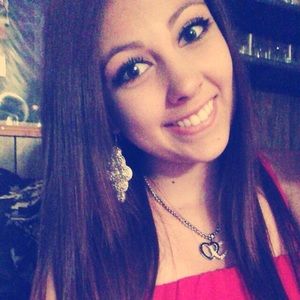 Meet your Posher, Maddy