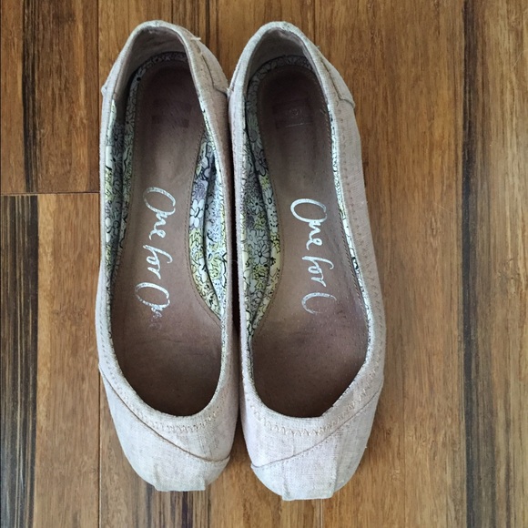 TOMS Canvas Ballet Flats