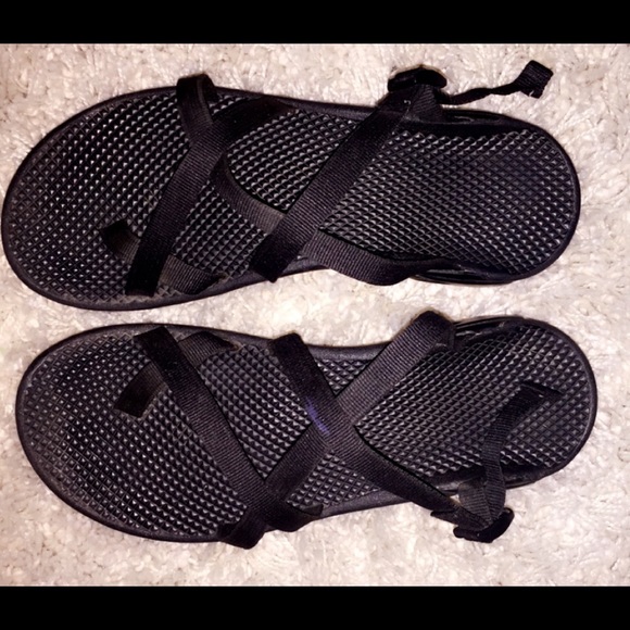 all black Chaco slip on sandals