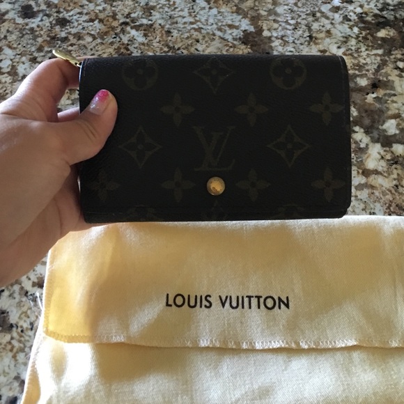 Authentic Louis Vuitton wallet