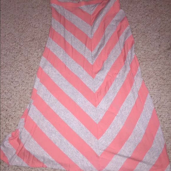 Lauren Conrad maxi skirt size large