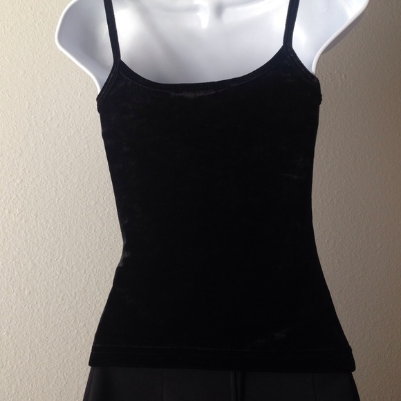 👄black velvet top with sequin trim👄 - Picture 3 of 4