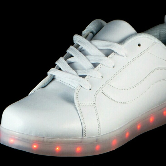 LED Shoes White 6 Low Top US Mens Size 6