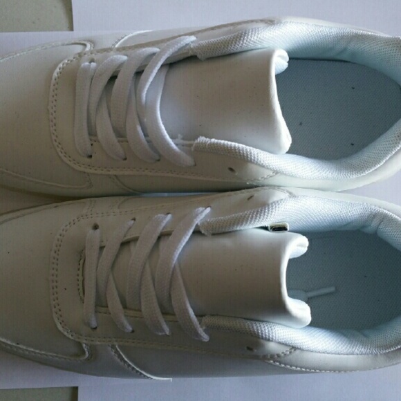 LED Shoes White 6 Low Top US Mens Size 6 main image 4