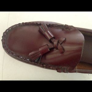 Bass Weejuns Shoes - Bass Weejuns, tassel loafer. Bass Weejuns Shoes - Bass Weejuns, tassel loafer.