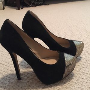 Steve Madden pumps