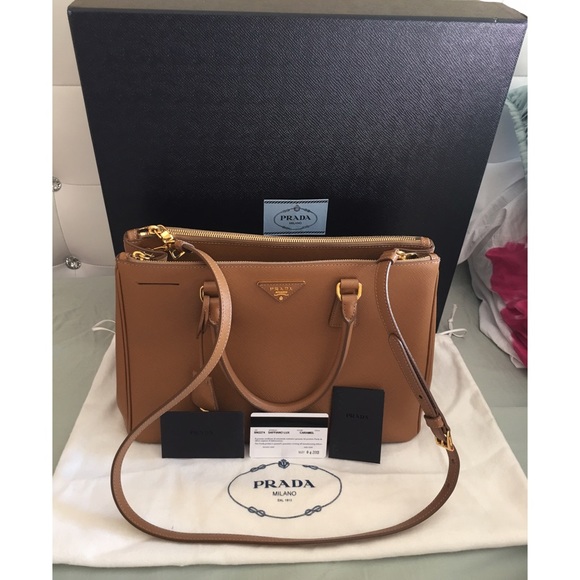🚫STOP!!!FOR BEAUTYXXPOSED🚫Prada Saffiano lux
