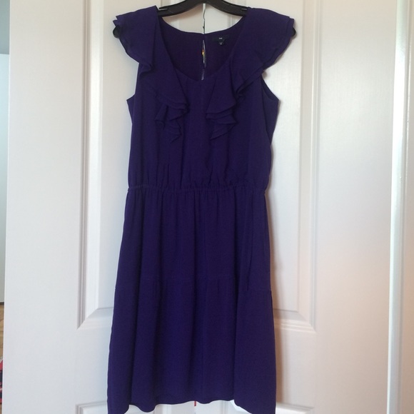 Beautiful purple GAP dress