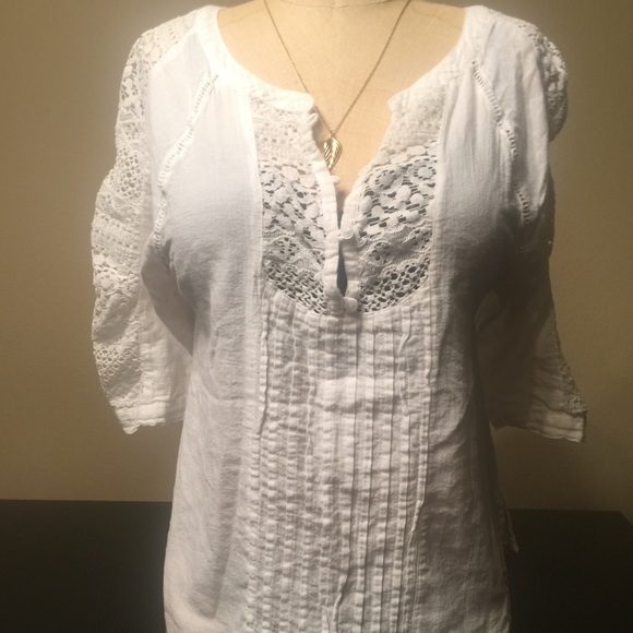 Hollister White Semi Button Down Shirt - Picture 1 of 4