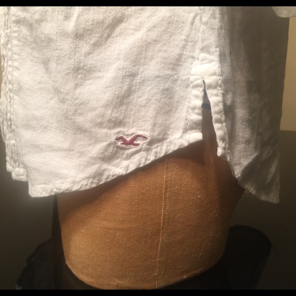 Hollister White Semi Button Down Shirt - Picture 2 of 4