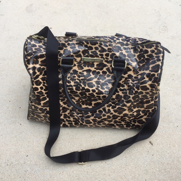 Victoria's Secret Handbags - Victoria secret cheetah print weekender