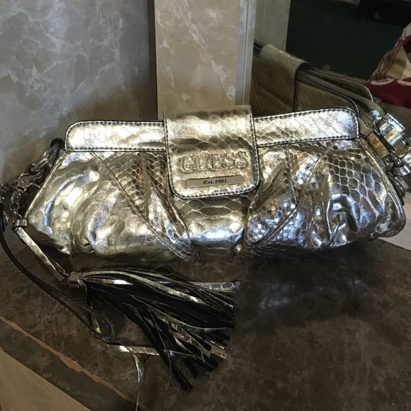 Guess handbag/wristlet