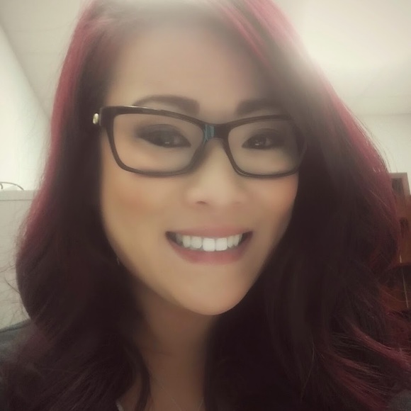 Meet your Posher, Violet