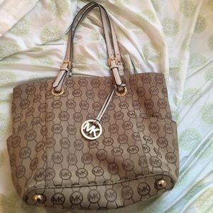 MK purse