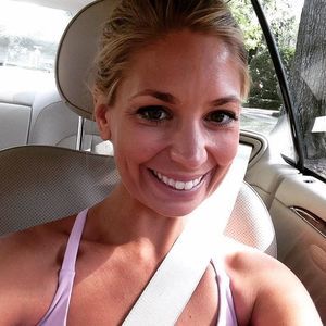 Meet your Posher, Elise