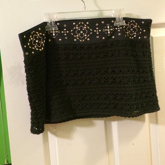 Very cute hollister skirt