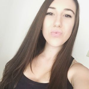 Meet your Posher, Sabrina