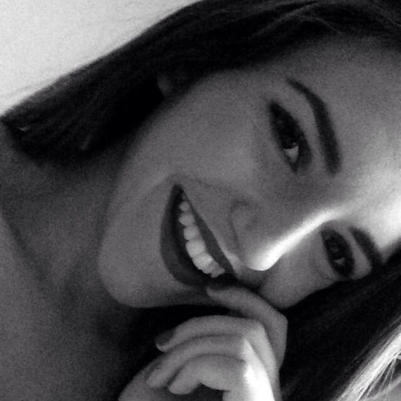 Meet your Posher, Victoria