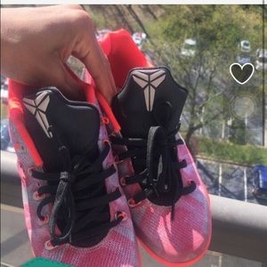 Kobes red mamba
