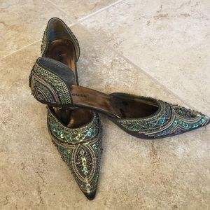 Kitten heel sequin pumps