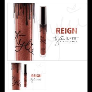 Just arrived!! Kylie Metallic Lip Gloss in Reign