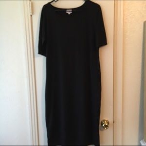 Lularoe black Julia