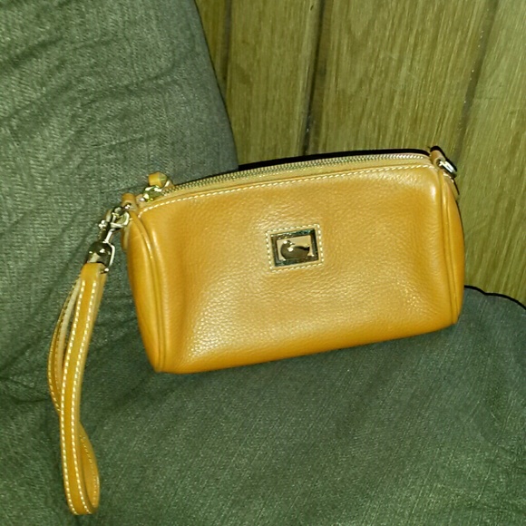 Dooney & Bourke mini barrel bag
