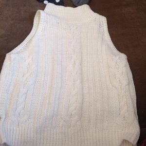 Turtle neck crop top