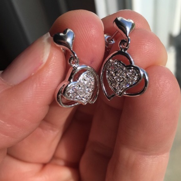 Jewelry - CZ STERLING SILVER FILLED EARRINGS ❤️
