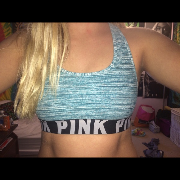 Sports bra