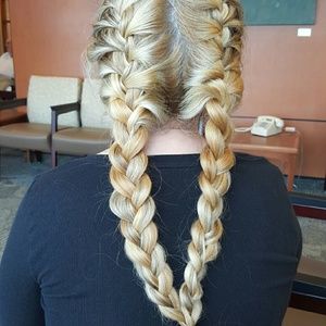 Meet your Posher, Lidice