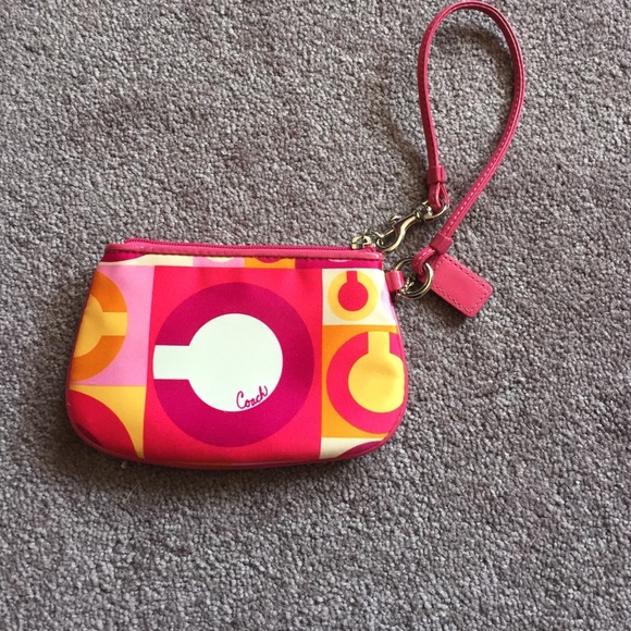 Wristlet - Picture 2 of 2