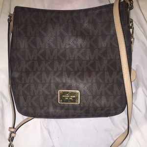 MK cross body