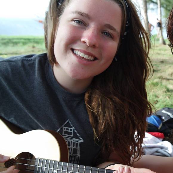 Meet your Posher, Courtney