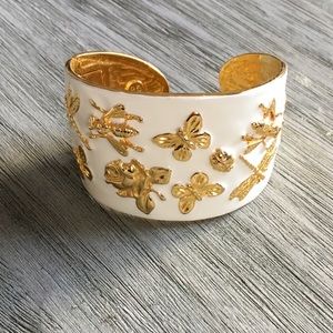 Kenneth Jay Lane white & gold cuff hinged closure