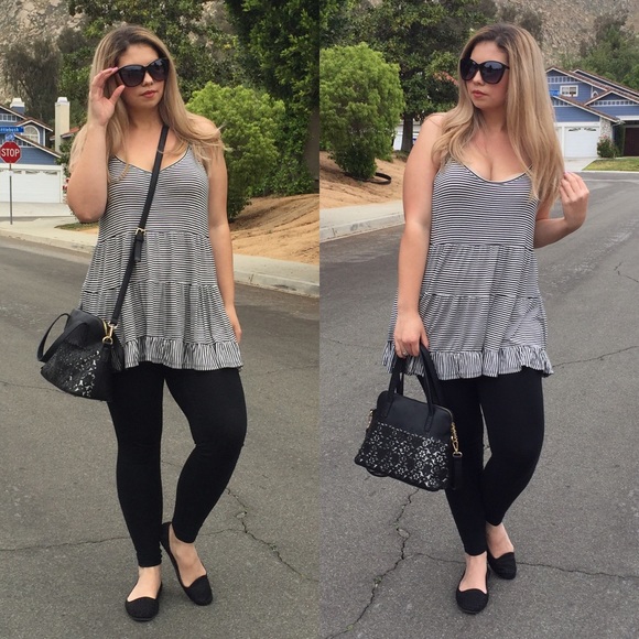 $10 & UNDER SALE LAST ONE Casual Striped Flowy Top - Picture 4 of 5